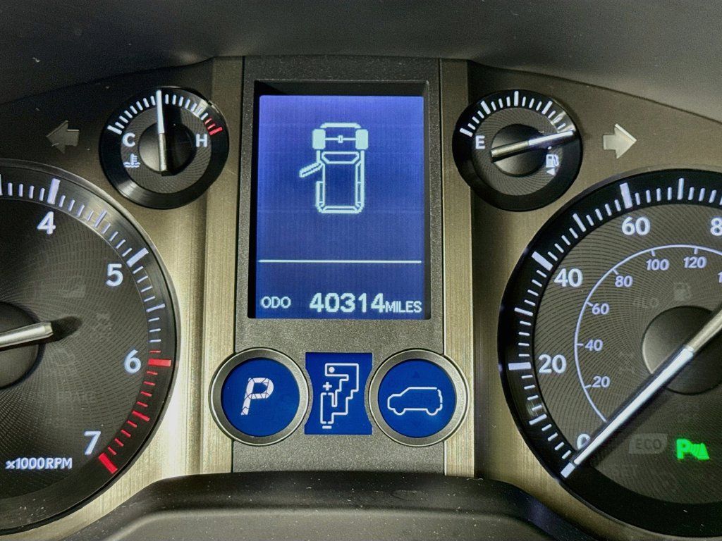 Used 2013 Lexus GX 460 w/ Comfort Plus Pkg AWD/4WD image 16