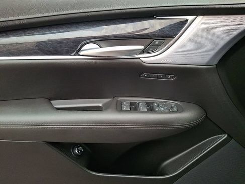 Certified 2023 Cadillac XT5 Premium Luxury AWD/4WD image 15
