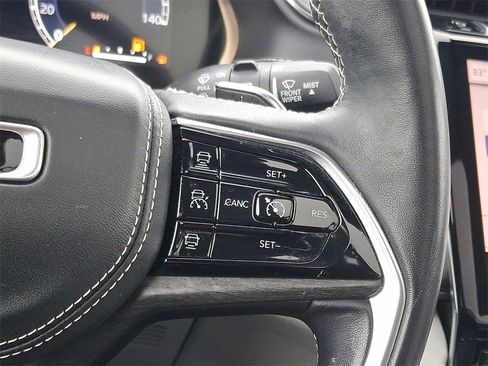 Used 2022 Jeep Grand Cherokee Overland image 24