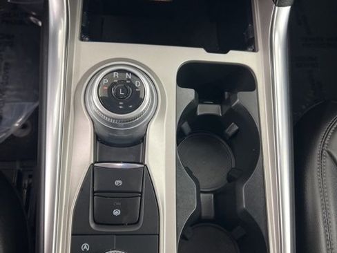 Used 2023 Ford Explorer XLT w/ Equipment Group 202A image 13