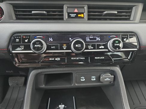 New 2026 Honda Pilot Black Edition image 25