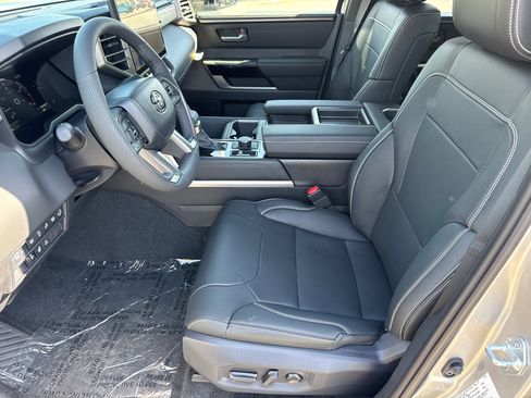 New 2026 Toyota Tundra Limited AWD/4WD image 26