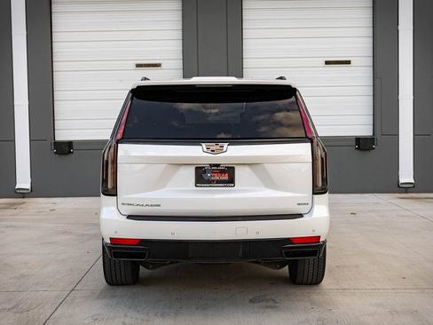 Used 2021 Cadillac Escalade Sport Platinum image 6