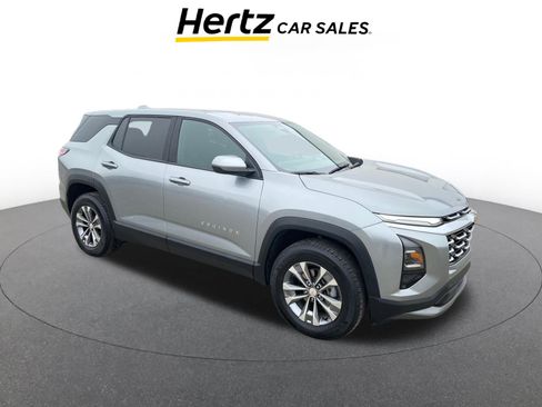 Used 2025 Chevrolet Equinox LT image 1