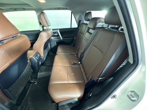 Used 2023 Toyota 4Runner Limited AWD/4WD image 39