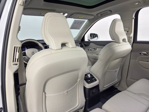 Used 2024 Volvo XC90 T8 Ultimate w/ Protection Package Premier image 37