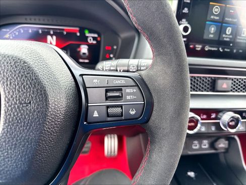 Used 2023 Honda Civic Type R image 14