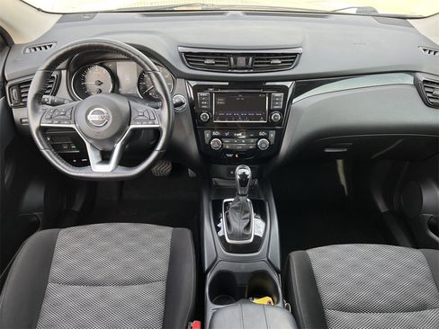 Certified 2021 Nissan Rogue Sport SV image 10