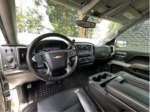 Used 2018 Chevrolet Silverado 1500 LT w/ All Star Edition AWD/4WD image 2