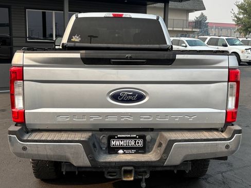 Used 2018 Ford F350 XLT w/ Camper Package AWD/4WD image 4
