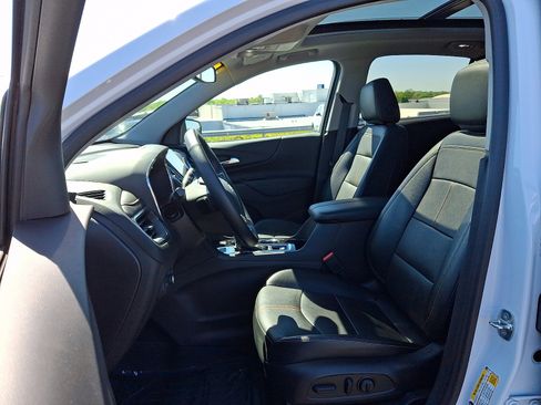 Certified 2024 Chevrolet Equinox Premier AWD/4WD image 13
