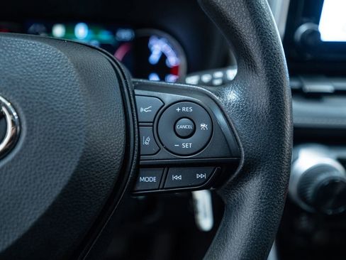 Used 2024 Toyota RAV4 LE image 19