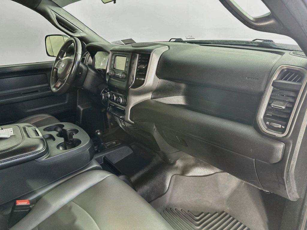 Used 2021 RAM 3500 Tradesman w/ Chrome Appearance Group AWD/4WD image 30