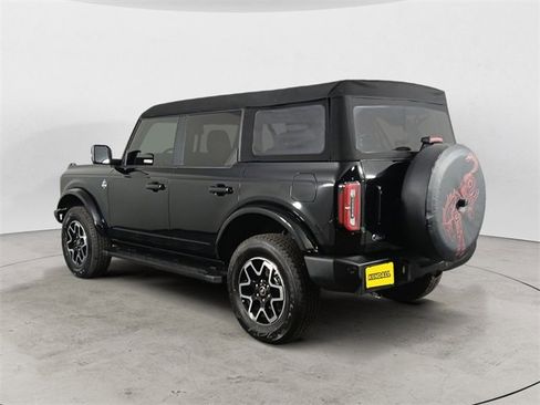 Certified 2024 Ford Bronco Outer Banks image 3