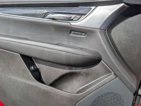 Certified 2023 Cadillac XT5 Premium Luxury w/ Technology Package image 1