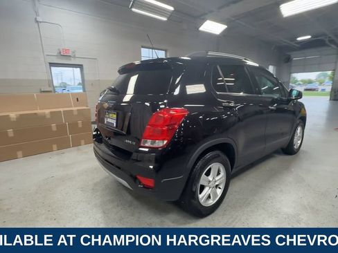 Used 2020 Chevrolet Trax LT w/ LT Convenience Package FWD image 10