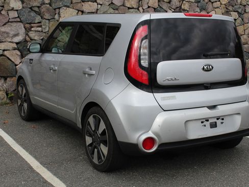 Used 2015 Kia Soul ! w/ Sun & Sound Package image 7
