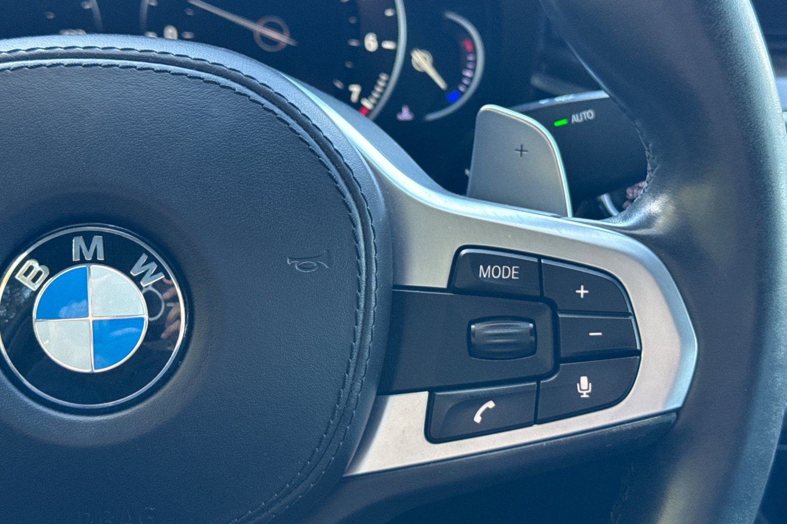 Used 2017 BMW 540i RWD image 29