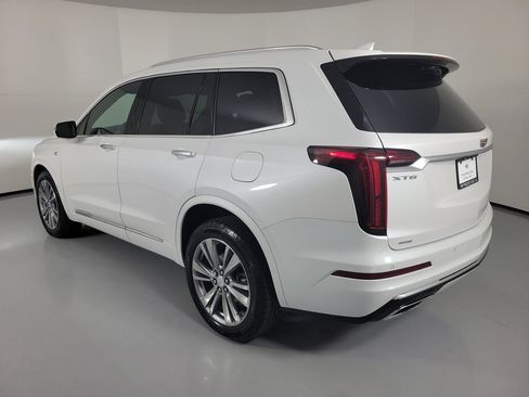 Certified 2024 Cadillac XT6 Premium Luxury w/ LPO, Floor Liner Package AWD/4WD image 3
