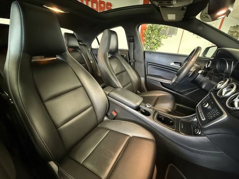 Used 2018 Mercedes-Benz CLA 250 image 19