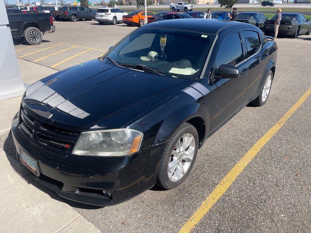 Used 2013 Dodge Avenger R/T FWD image 3
