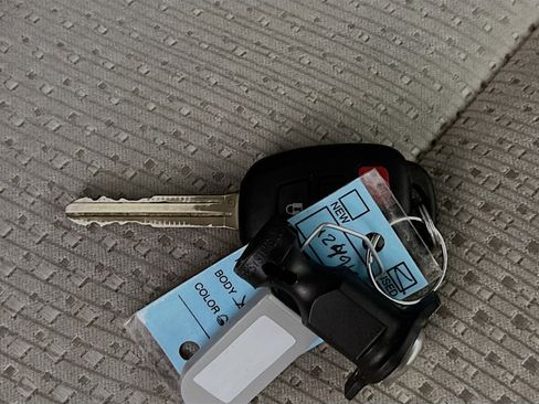 Used 2012 Toyota Camry XLE image 34