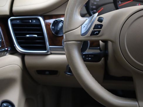 Used 2012 Porsche Panamera 4 image 36