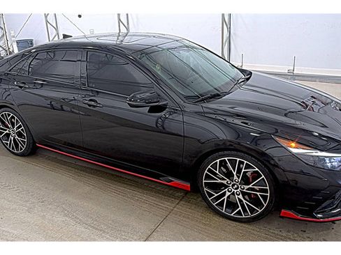 Used 2023 Hyundai Elantra N w/ Preferred Accessory Package FWD image 2