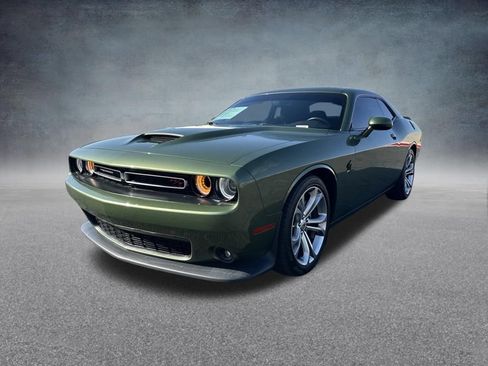 Used 2022 Dodge Challenger R/T RWD image 8