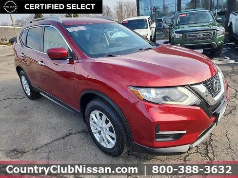 Certified 2018 Nissan Rogue SV w/ Premium Package image 2