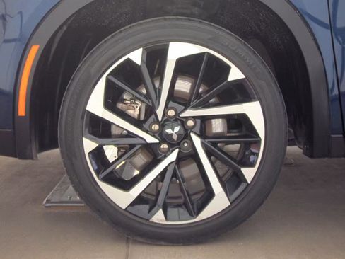 Used 2023 Mitsubishi Outlander SE AWD/4WD image 8