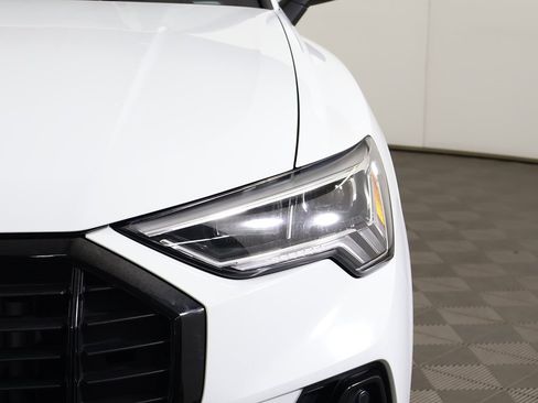 Used 2024 Audi Q3 2.0T Premium Plus w/ Premium Plus Package image 14