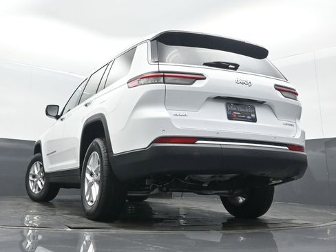 New 2026 Jeep Grand Cherokee L 4WD image 32