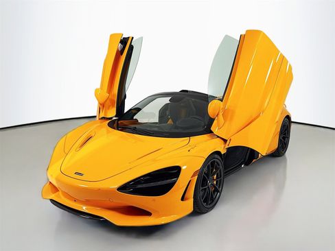 New 2026 McLaren 750S Spider image 3