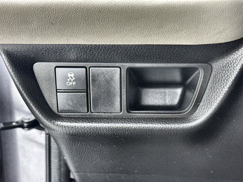 Used 2023 Honda HR-V LX image 14