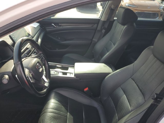 Used 2020 Honda Accord Touring image 16