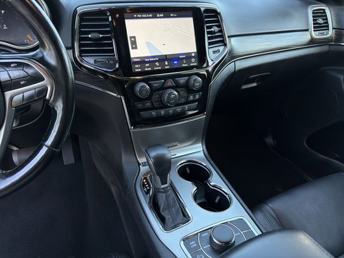 Used 2020 Jeep Grand Cherokee Limited image 29