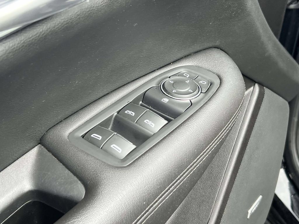 Used 2023 Cadillac XT5 Luxury AWD/4WD image 19