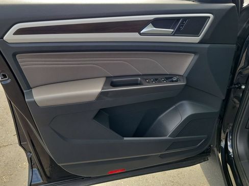 Used 2022 Volkswagen Atlas SE AWD/4WD image 22
