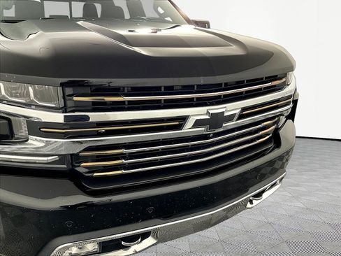 Used 2021 Chevrolet Silverado 1500 High Country AWD/4WD image 34