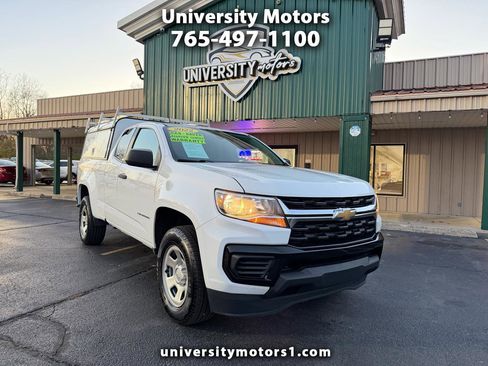 Used 2022 Chevrolet Colorado W/T RWD image 1