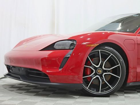 Used 2023 Porsche Taycan 4S w/ Premium Package image 3
