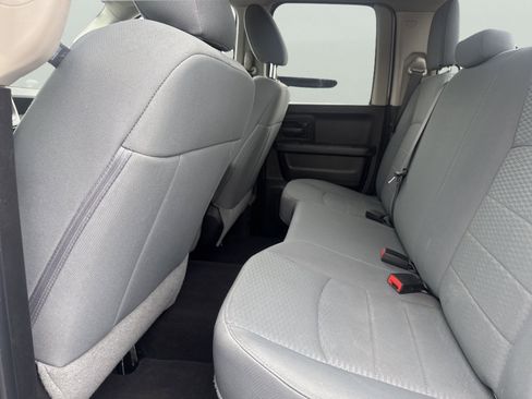 Used 2019 RAM 1500 Express AWD/4WD image 11
