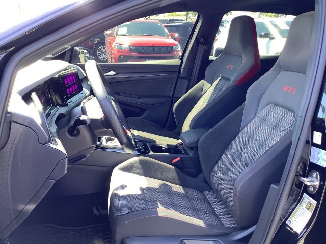 Used 2024 Volkswagen GTI SE FWD image 8