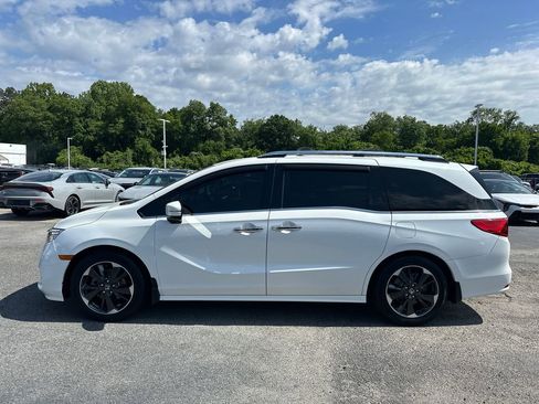 Used 2021 Honda Odyssey Elite image 4