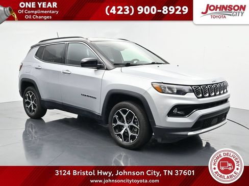 Used 2024 Jeep Compass Limited AWD/4WD image 1