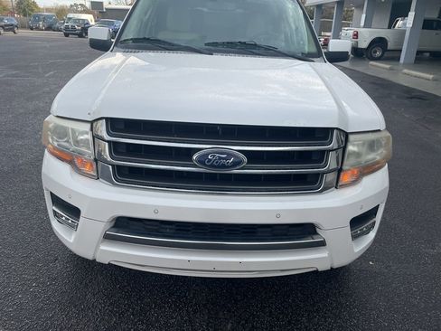 Used 2017 Ford Expedition Limited w/ Equipment Group 301A image 3