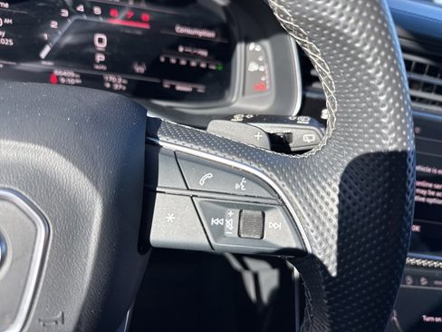 Used 2022 Audi SQ7 Premium Plus image 25