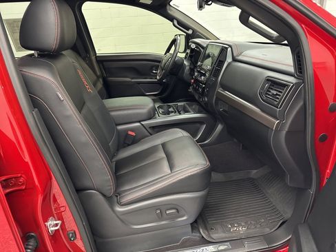 Used 2023 Nissan Titan PRO-4X w/ Pro-4x Convenience Package image 26