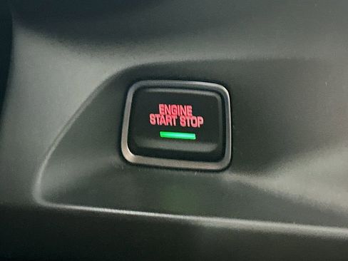 Used 2018 Chevrolet Camaro SS RWD image 27